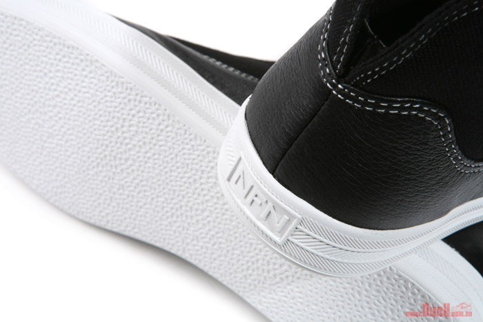 20110120222843385 201101202228433851