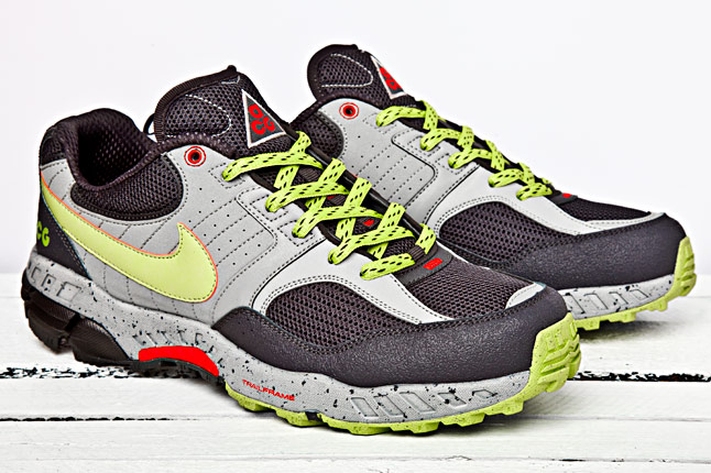 NIKE-ACG-AIR-ABAZIRO-2.0-CHARCOAL-BRIGHT-GREEN-GREY-2-1 Nike Acg Air Abaziro 2.0 Charcoal Bright Green Grey 2 1