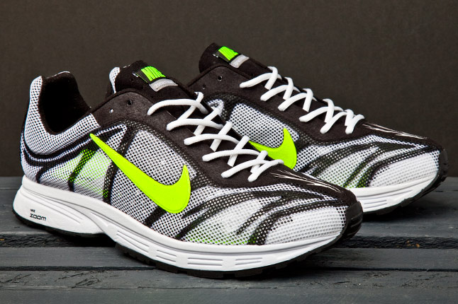 Nike Zoom Streak – White – Black – Volt