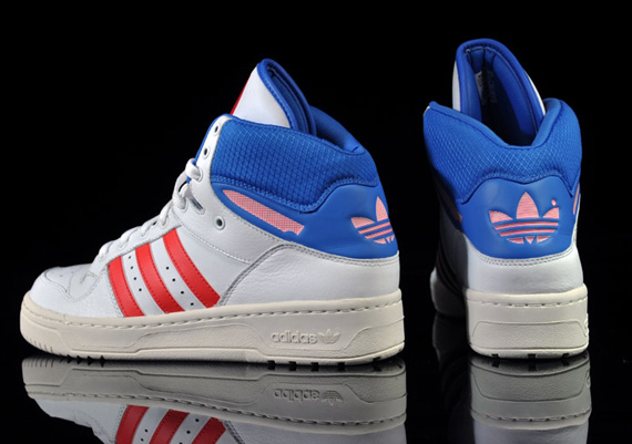 adidas Originals Metro Attitude XXL – White – Aero Red – Fresh