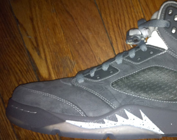 Air Jordan V Retro Wolf Grey New Photos 02