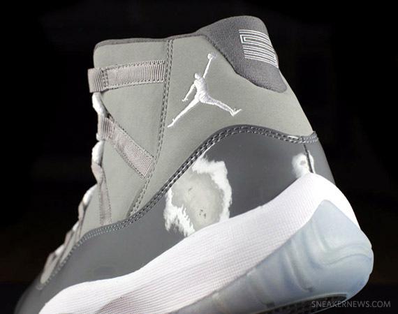 Air Jordan Xi Cool Grey 01