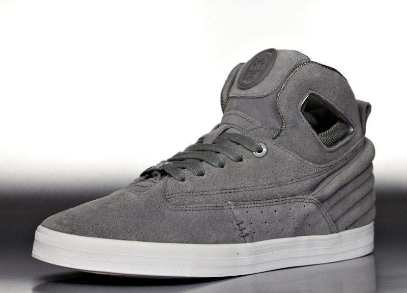 chiv-hamachi-gray-02 Chiv Hamachi Gray 02