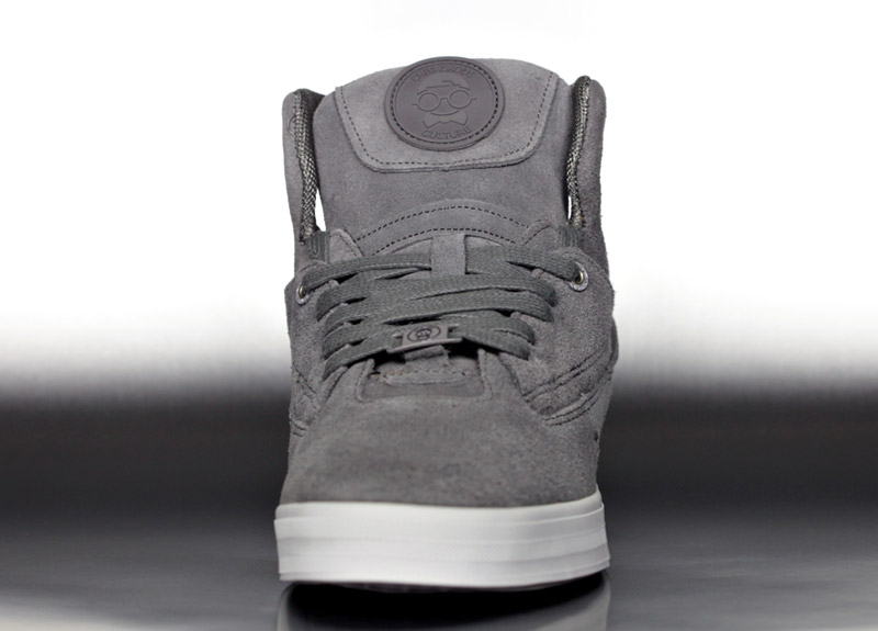 Chiv Hamachi Gray 05