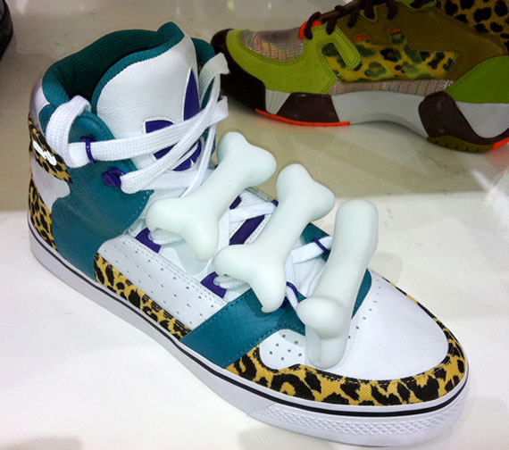 jeremy scott adidas fall 2011 flintstones 01