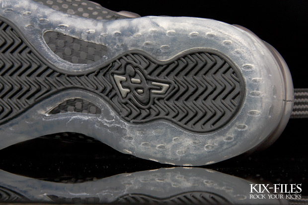 nike-air-foamposite-one-metallic-pewter-5 Nike Air Foamposite One Metallic Pewter 5