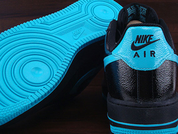 Nike Air Force 1 Low Black Chlorine Blue 315122 037 02