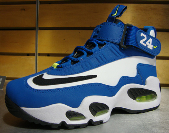 Nike Air Griffey Max 1 Gs Blue Volt Available 06