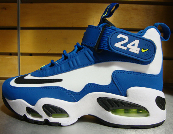 Nike Air Griffey Max 1 Gs Blue Volt Available 07