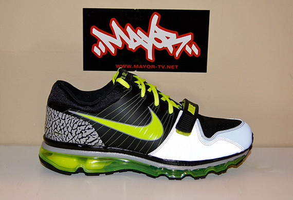 Nike Air Max Tr1 360 112 Edition New Images 1