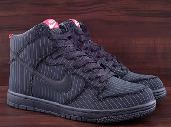 Dunk High Supreme - Nike - 317893 001 - black/black-sail