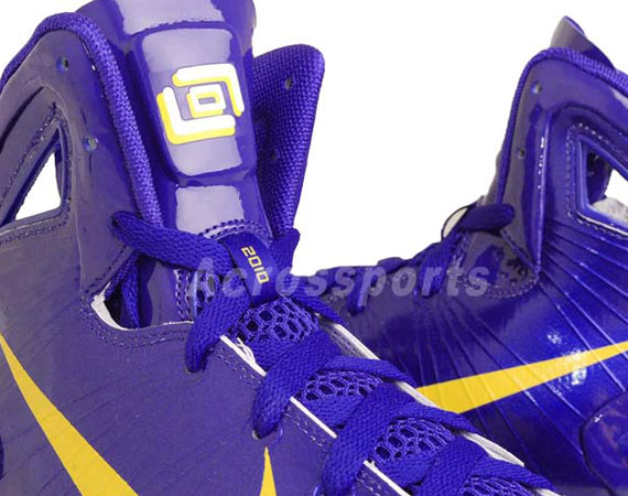 Nike Hyperdunk 2010 – Lamar Odom Lakers Away PE | Available