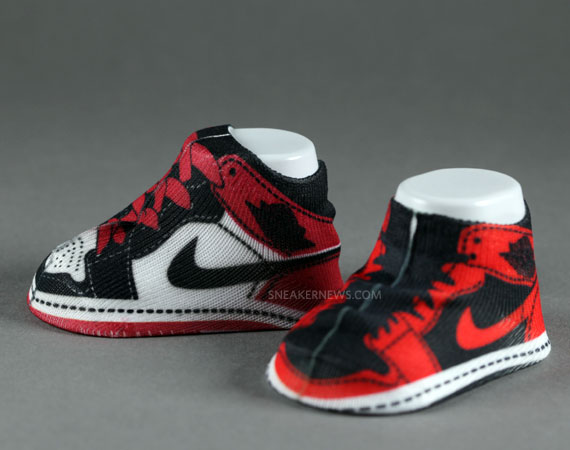Nike Jordan Sneaker Booties 35