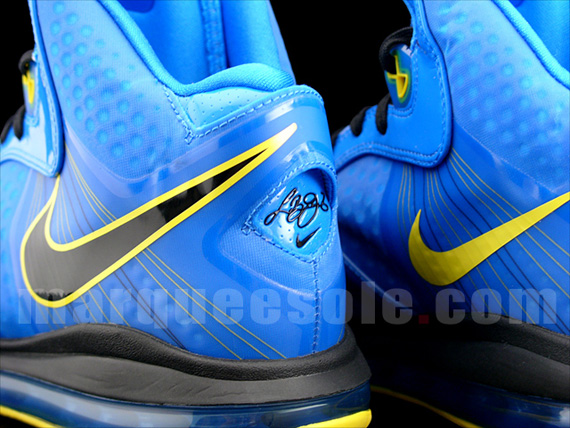 Nike LeBron 8 V2 'Entourage' - New Images