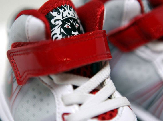 Nike LeBron 8 V2 Toddler – White – Sport Red