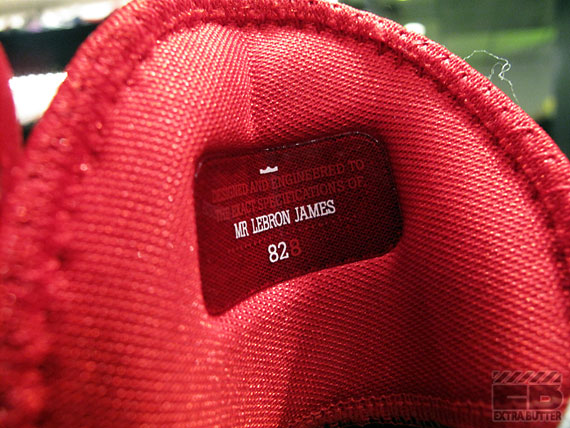 Nike Lebron 8 V2 White Sport Red Black Release Reminder 012