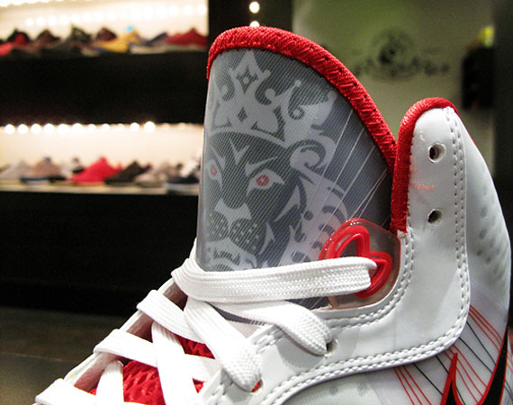 Nike Lebron 8 V2 White Sport Red Black Release Reminder 04