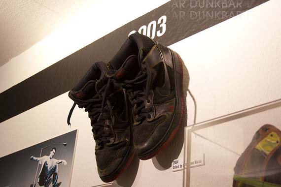 Nike Sb Dunk Exhibit Bright 06