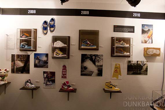 Nike Sb Dunk Exhibit Bright 24