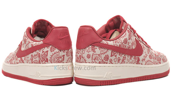 Nike Wmns Air Force 1 Low Valentines Day Amor 05