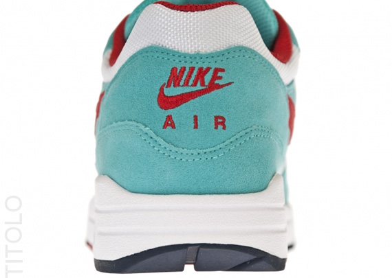 Nike Wmns Air Max 1 Retro Sport Red Titolo 02