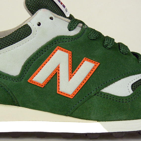 31 01 2011 Newbalance 577preorder Greengreyorange Detail1