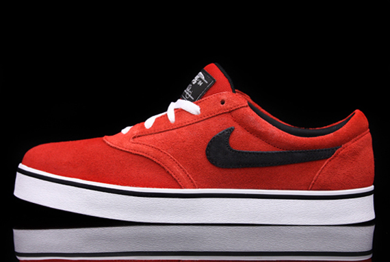 Nike SB February 2011 Releases - Available @ Premier - SneakerNews.com