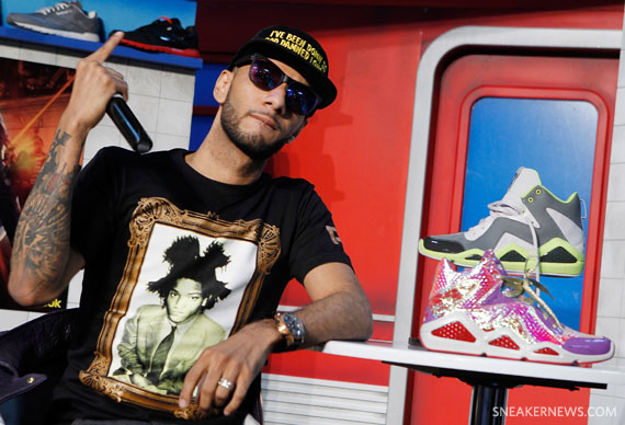 Swizz Beatz With The Reebok Kamikaze Sneaker 4