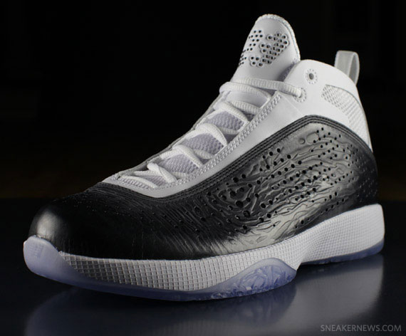 Jordan Super Fly RTTG 'Barcelona' White Black Anthracite Release Reminder 06