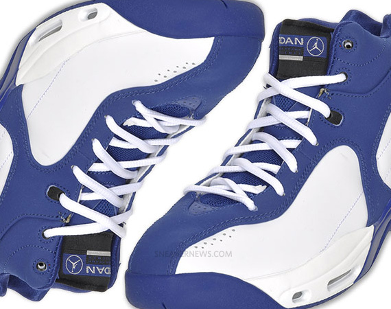 Jordan Hardcourt Classic 1 – White – Deep Royal - Black