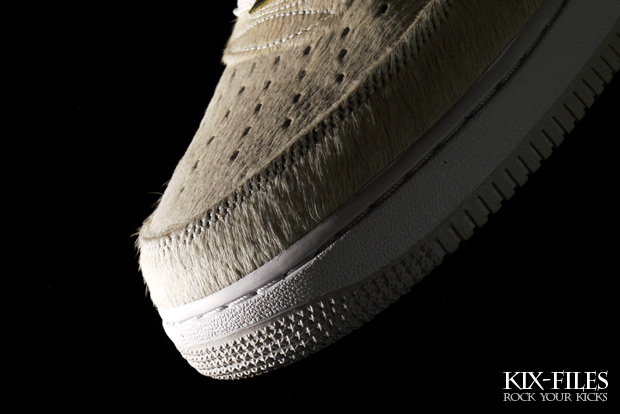 Medicom Toy Nike Air Force 1 Bearbrick White 3