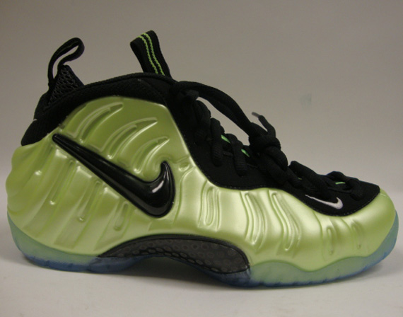 Nike Air Foamposite Pro Electric Green Bxsports New 07