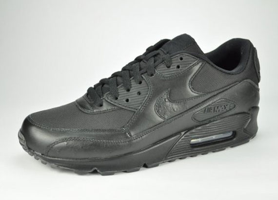 air max 90 all black junior