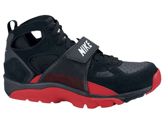Nike Air Trainer Huarache Black Varsity Red Eastbay Available 01