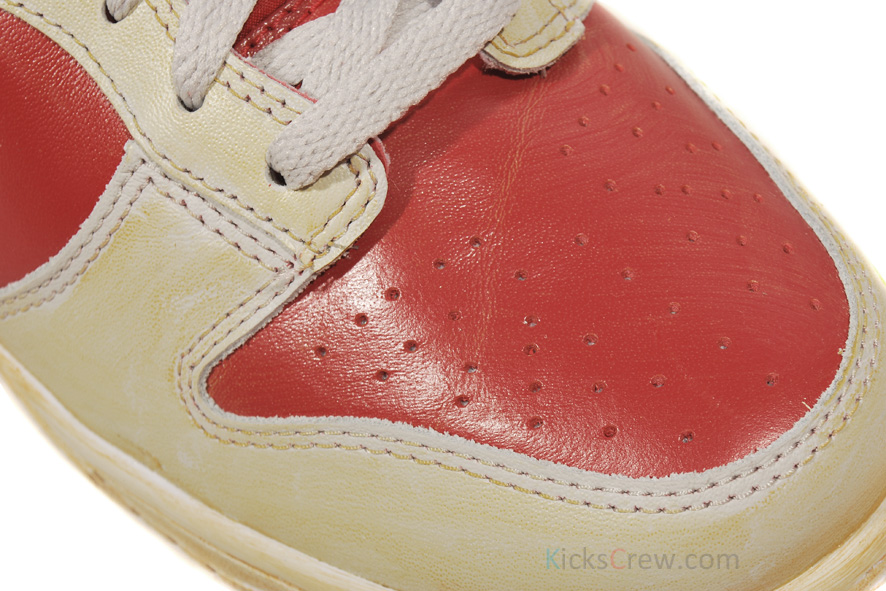 nike-dunk-low-vintage-pack-varsity-red-neutral-grey-5 Nike Dunk Low Vintage Pack Varsity Red Neutral Grey 5