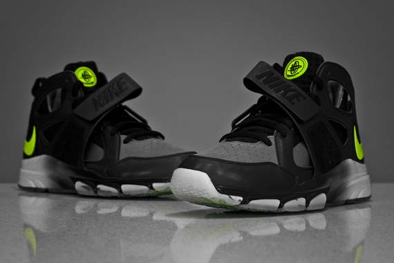 nike huarache tr cg cf volt 10