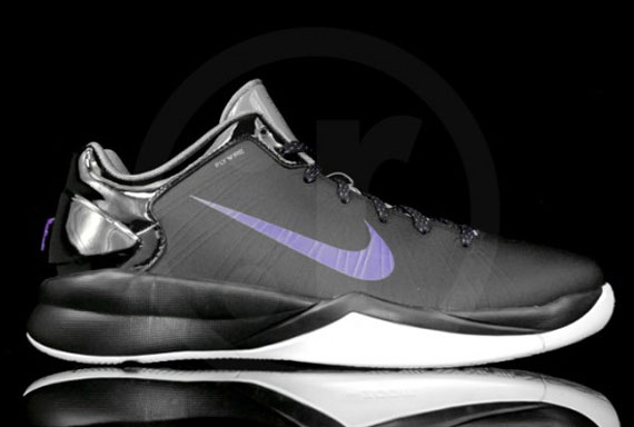 Nike Hyperdunk 2010 Low Black Varsity Purple Cool Grey 02