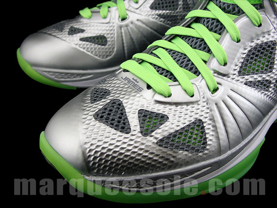 IS NIKE LEBRON 8 THE PPLS CHAMP SILHOUETTE?? 👀 CHECK OUT DIS