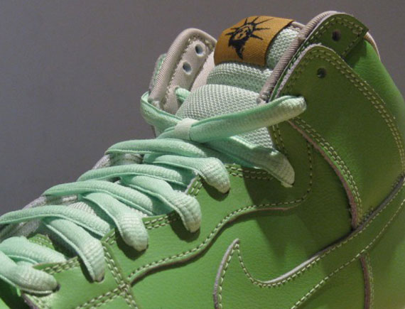 Nike SB Dunk High 'Statue of Liberty' - New Images