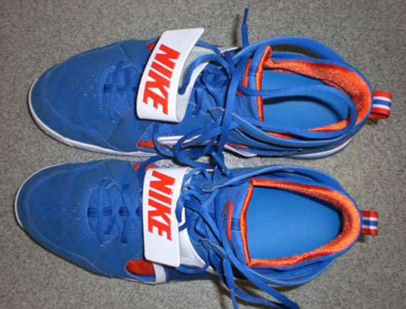 nike zoom huarache tr mid amare stoudemire pe 02