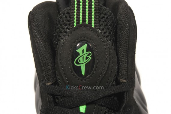 Nike Air Foamposite One – Black – Electric Green – New Photos