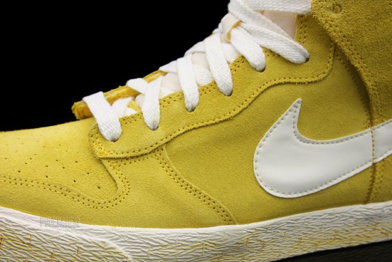 3_3_11betrueyellowfrontdetail 3 3 11betrueyellowfrontdetail