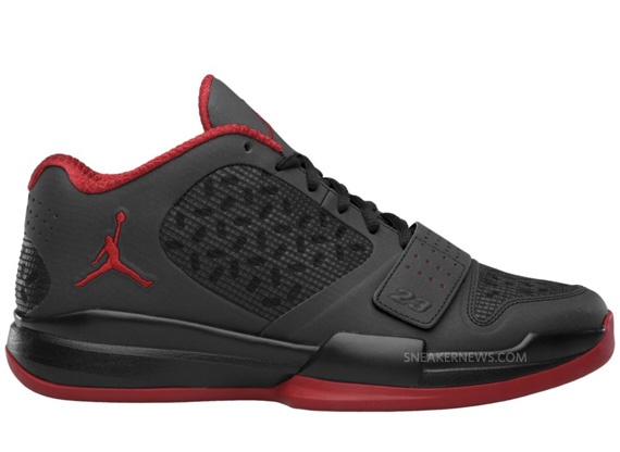 Air Jordan Bct Low Black Varsity Red Nikestore 02