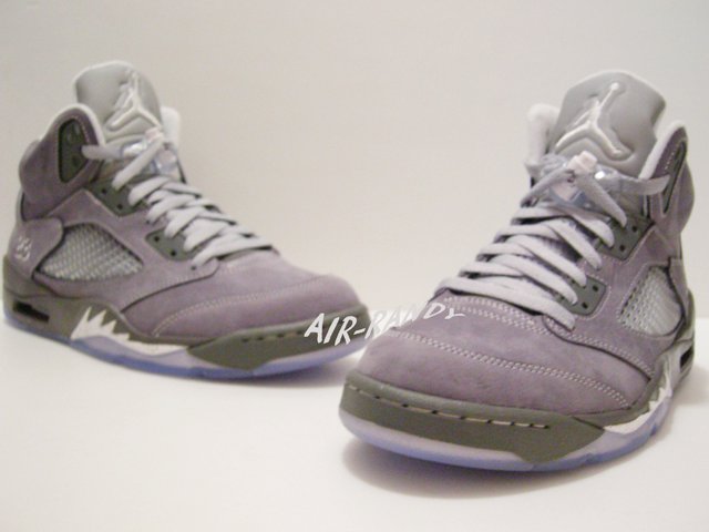 air-jordan-v-light-graphite-white-wolf-grey-2 Air Jordan V Light Graphite White Wolf Grey 2