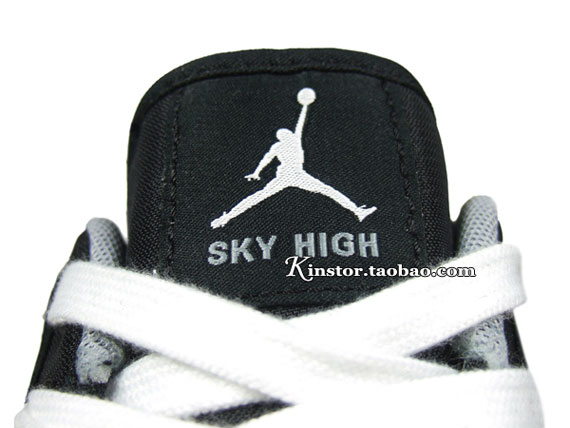 Jordan Sky High Retro Low - Black - White