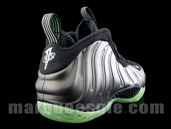 Nike Air Foamposite One Electric Green Marquee 01
