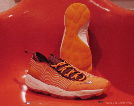 Nike Air Footscape – Orange – White – Maroon – Sample