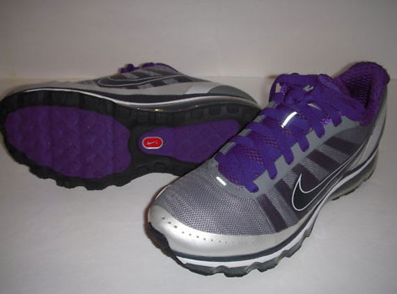 Nike Air Max 2010 Grey Purple Unreleased Sample 02