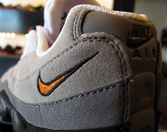 Nike Air Max 95 – Neutral Grey – Mandarin Orange | Available