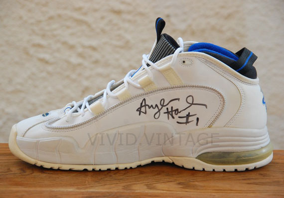 Nike Air Max Penny 1 – Penny Hardaway Game-Worn Autographed Shoe